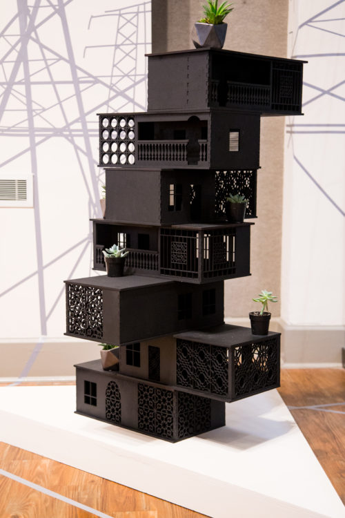 Apagón (Blackout) + El Nuevo Grito (The New Cry)